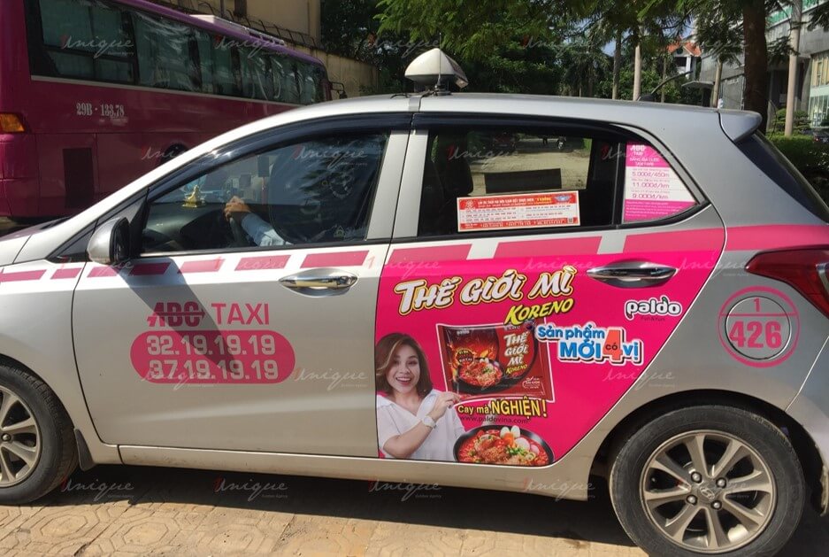 quảng cáo trên taxi ABC