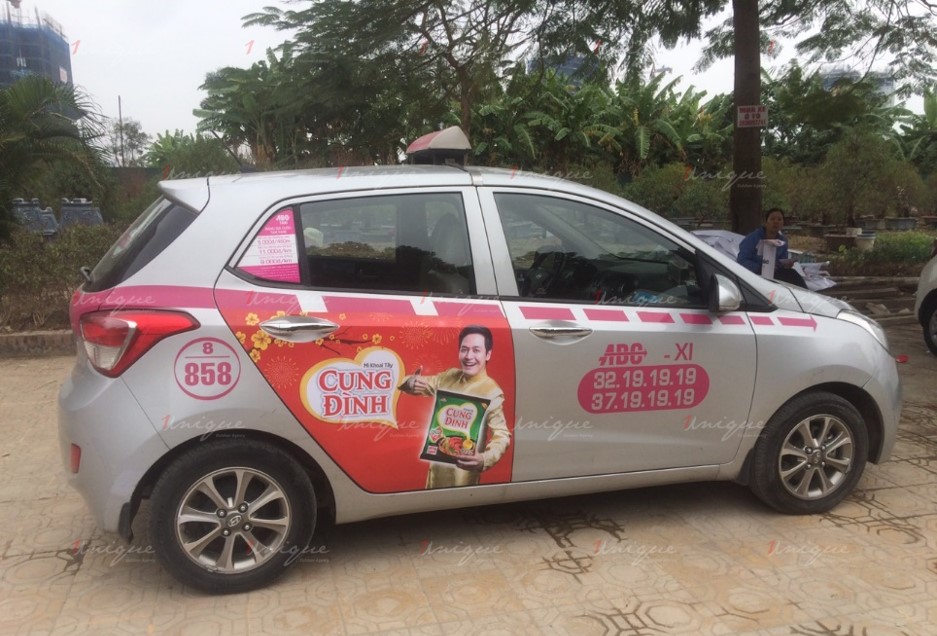 quảng cáo trên taxi abc