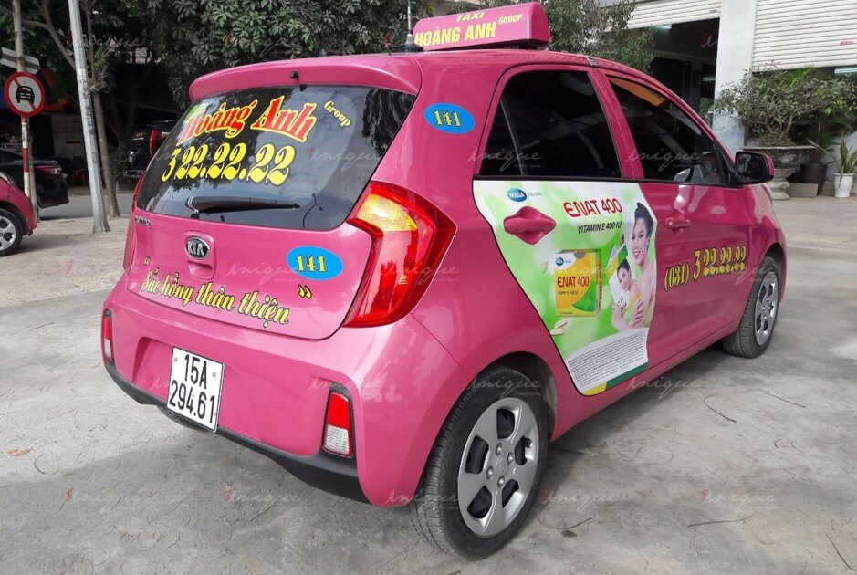 quảng cáo trên taxi hoàng anh