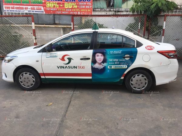 BB thanh mai quảng cáo trên taxi