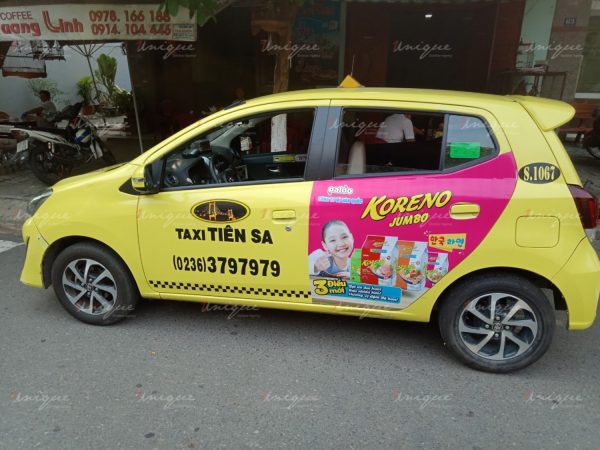 Koreno quảng cáo trên taxi