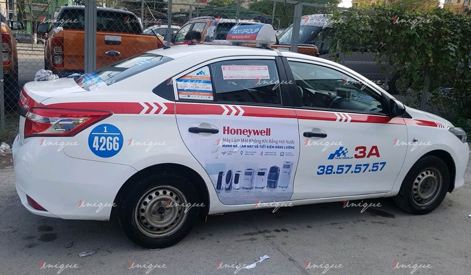 Chiến dịch quảng cáo trên taxi của quạt điều hòa Honeywell